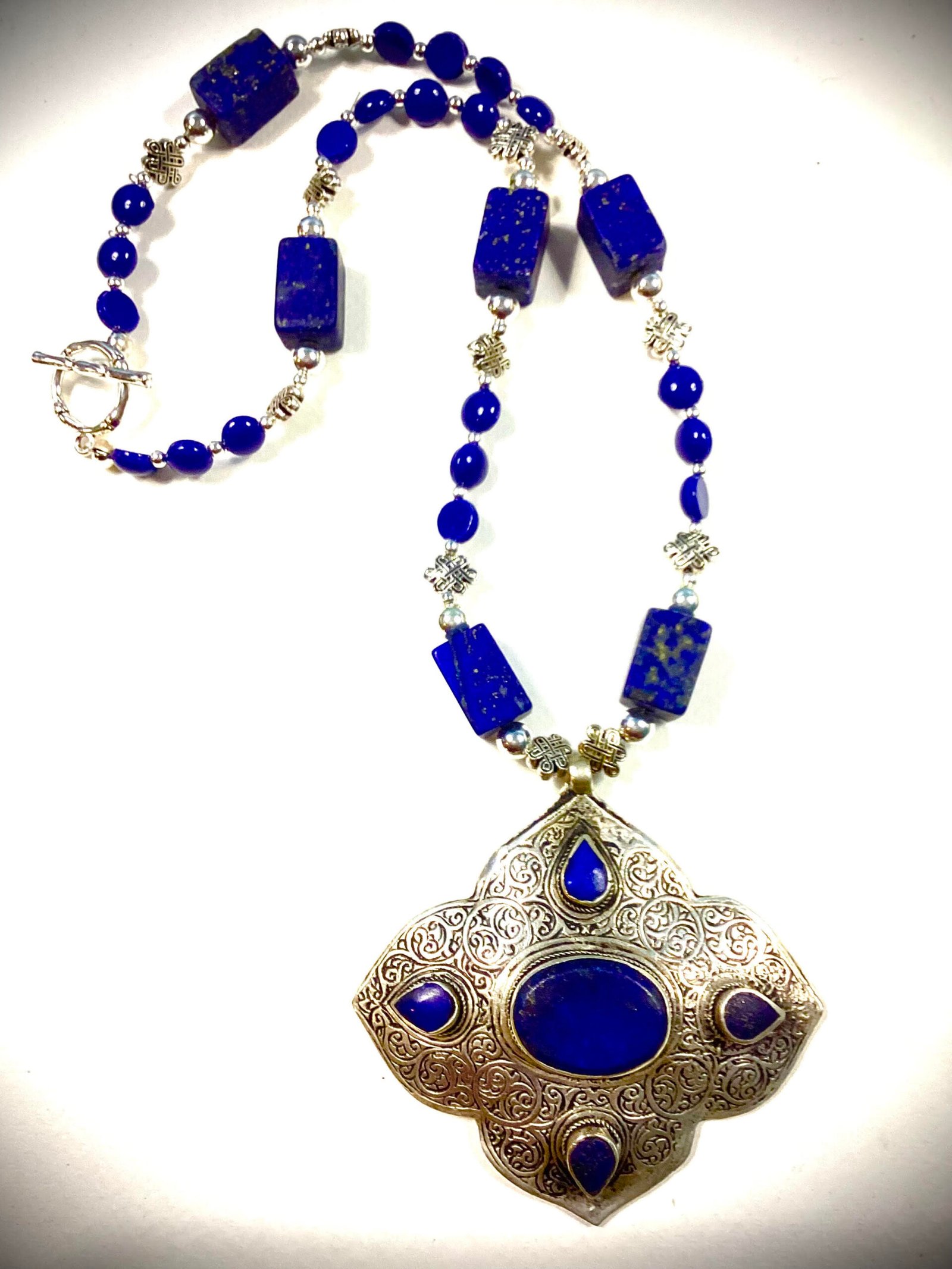 vintage inlaid lapis pendant