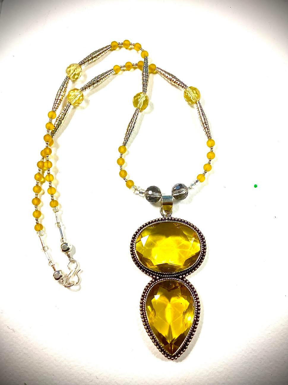 White_Yellow Family Gem