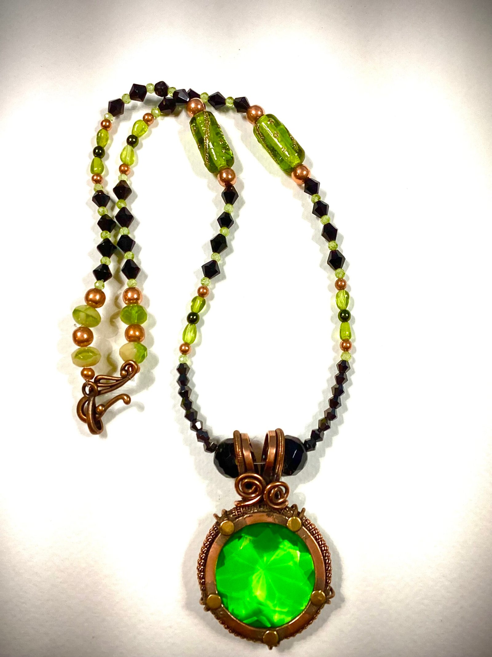 Copper-wired Peridot